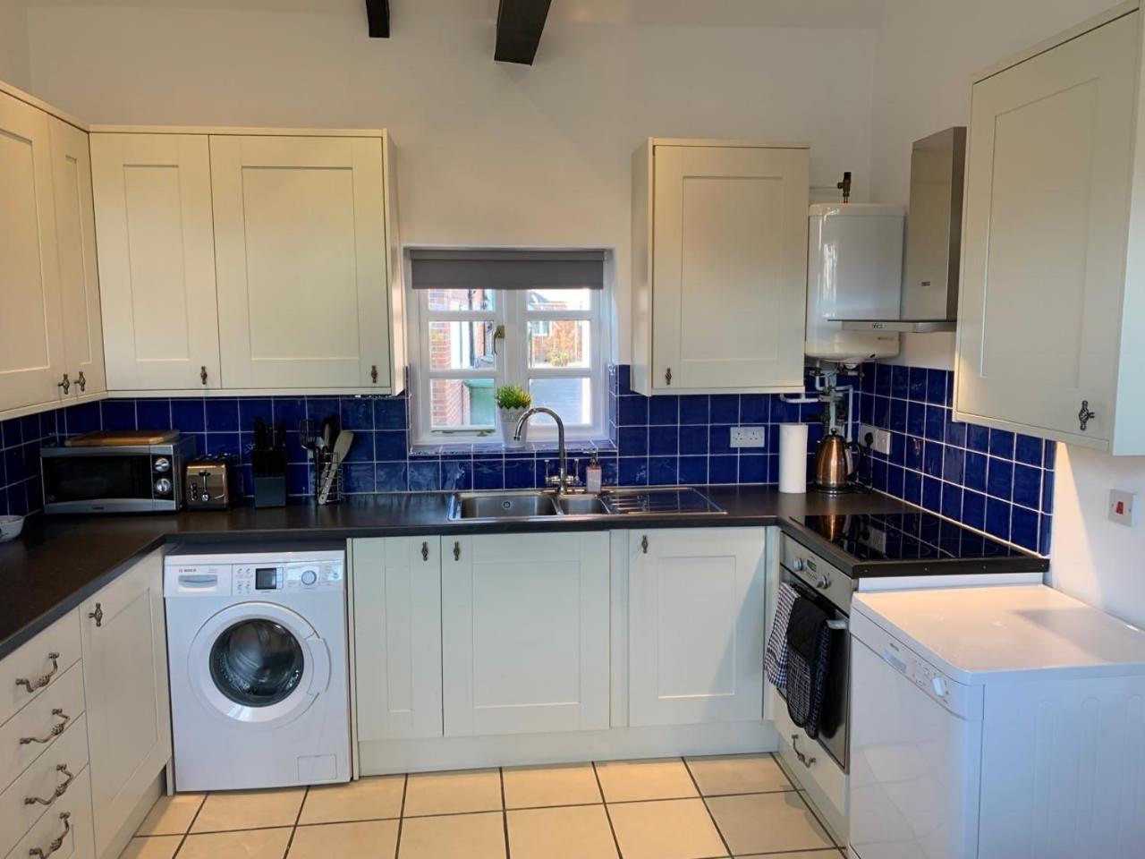 Ashbrook Lewis - Two Bedroom, Two Bathroom Cottage Nr Harwell Oxford Didcot Exterior foto